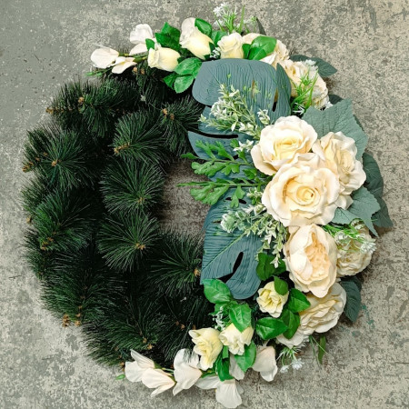 10005. Veniec Borovica 35 prázdna zdobená