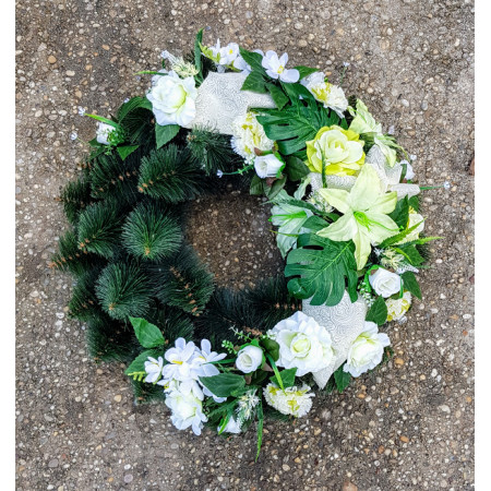 10006.  Veniec Borovica 40 prázdna zdobená