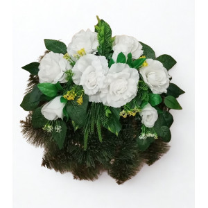 10002. Veniec 20 borovica prázdna zdobená