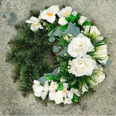 10004. Veniec borovica 30 prázdna zdobená