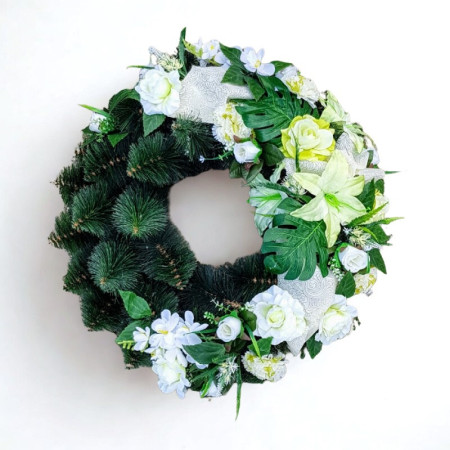 10006.  Veniec Borovica 40 prázdna zdobená