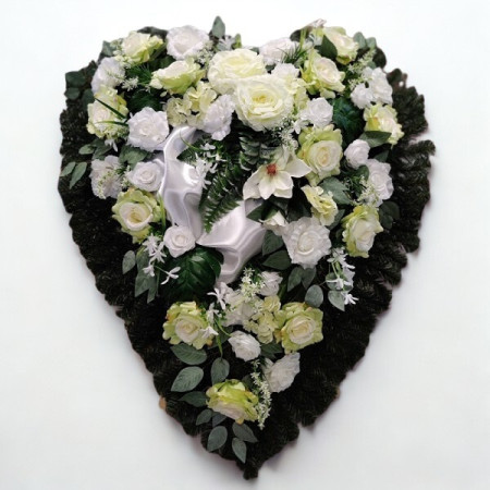 10106.  Srdce obor čečina + kraj - ozdobené